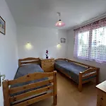 Maison De Avec Terrasse Dallee, 6 Couchages, A Deux Pas De L'ocean A St-jean-de-monts - Fr-1-224c-94 Prázdninový dům Saint-Jean-de-Monts