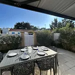 Maison De Avec Terrasse Dallee, 6 Couchages, A Deux Pas De L'ocean A St-jean-de-monts - Fr-1-224c-94 *