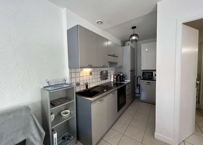 펜션 Maison De Avec Terrasse Dallee, 6 Couchages, A Deux Pas De L'ocean A St-jean-de-monts - Fr-1-224c-94