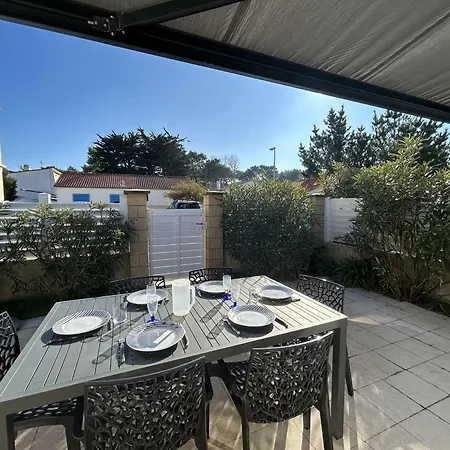 Maison De Avec Terrasse Dallee, 6 Couchages, A Deux Pas De L'ocean A St-jean-de-monts - Fr-1-224c-94 *