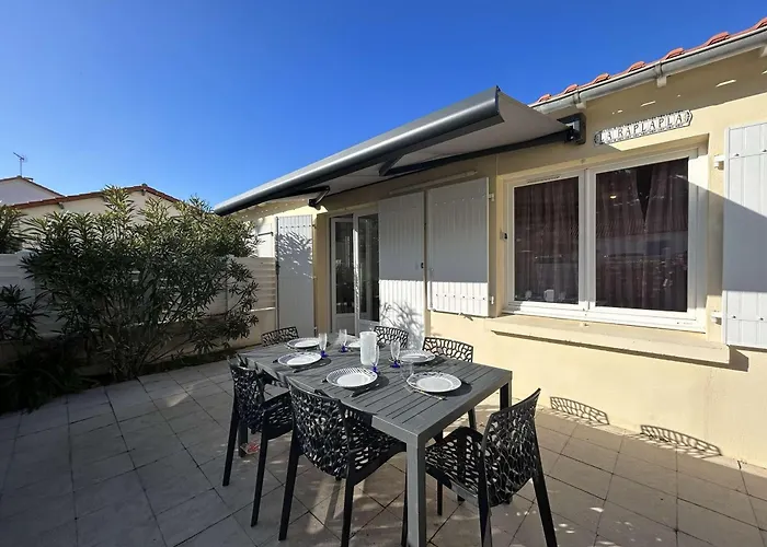 Casa de Férias Maison De Avec Terrasse Dallée, 6 Couchages, à Deux Pas De L'océan à St-jean-de-monts - Fr-1-224c-94 *